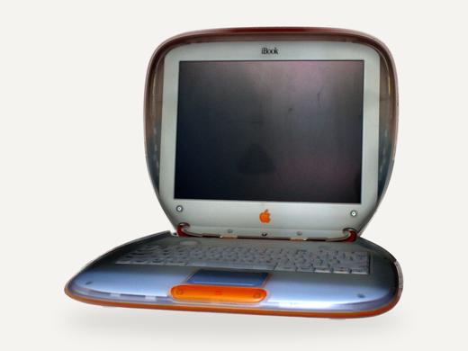 Apple iBook G3 clamshell